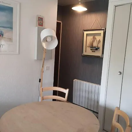 Appartement 2 Personnes A 300M De La Mer Cabourg Exterior foto